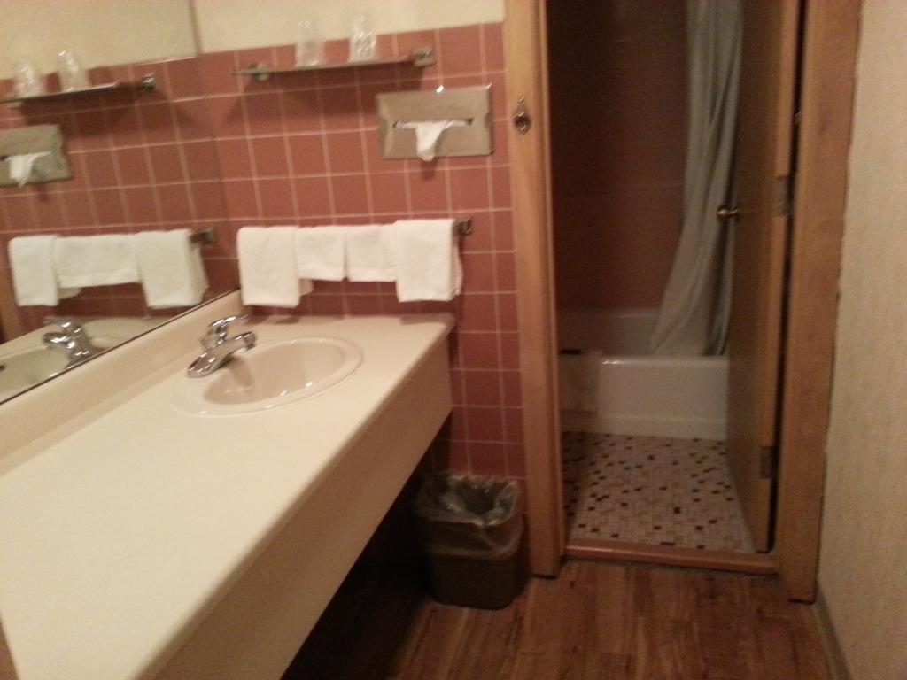 Mid Town Motel Great Falls Bilik gambar