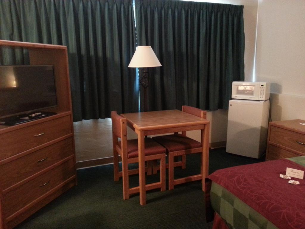 Mid Town Motel Great Falls Bilik gambar