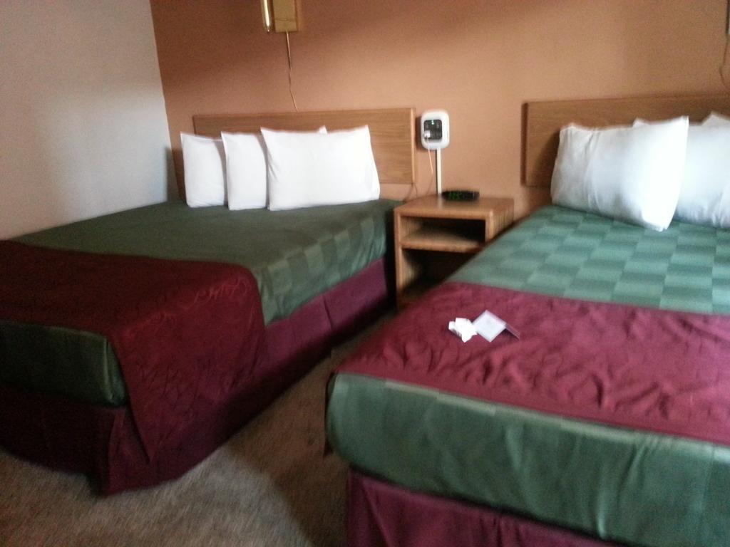Mid Town Motel Great Falls Bilik gambar